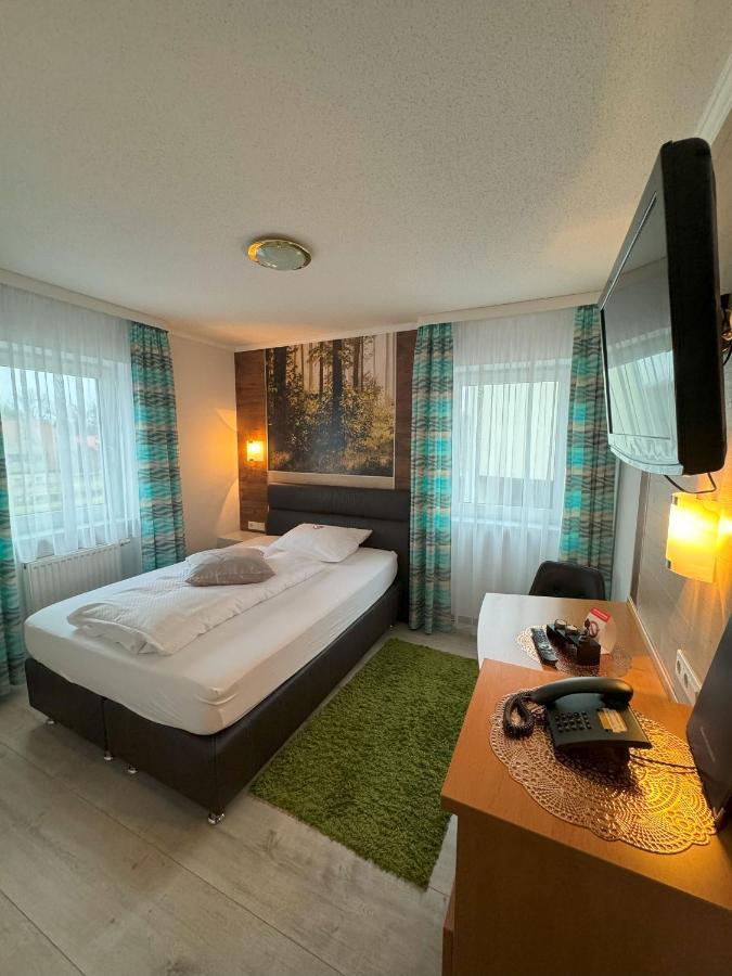 Hotel Harbauer Schwarzenbruck Eksteriør bilde